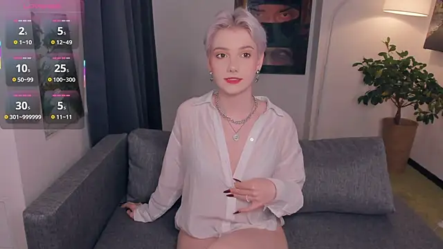 OdelynaAsp online show from October 2025 12:14:02 PM