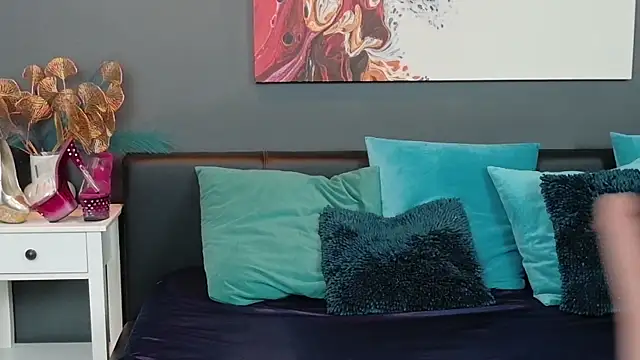 Snapshot of DashaFlame chatting on December 2025 11:01:02 PM DashaFlame online show from December 2025 11:01:02 PM