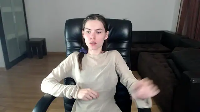 AmelieReve online show from September 2025 05:46:01 PM