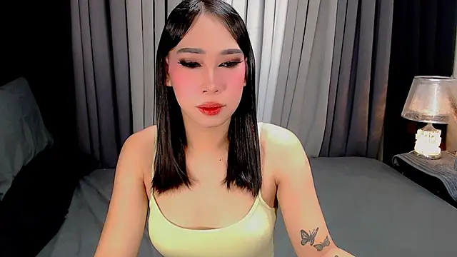 Snapshot of kisha_greyson chatting on October 2025 01:51:02 AM kisha greyson online show from October 2025 01:51:02 AM