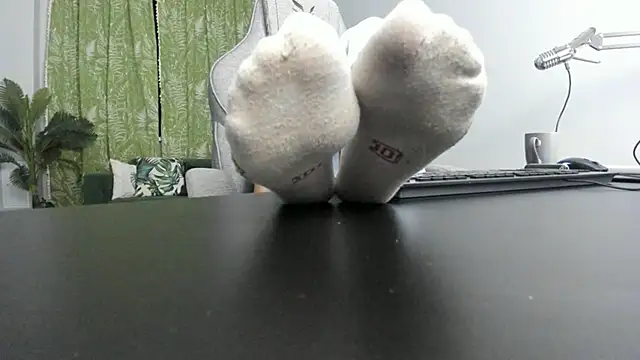 NitaNihil online show from September 2025 06:44:02 PM