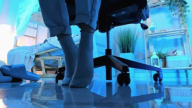 NitaNihil online show from October 2025 05:30:01 PM