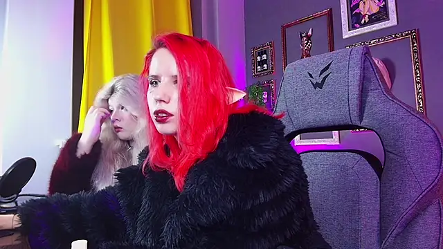 NitaNihil online show from October 2025 08:10:01 PM