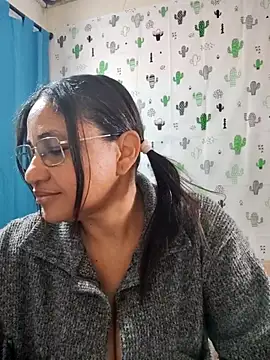 Snapshot of Avannay chatting on September 2025 06:20:01 PM Avannay online show from September 2025 06:20:01 PM