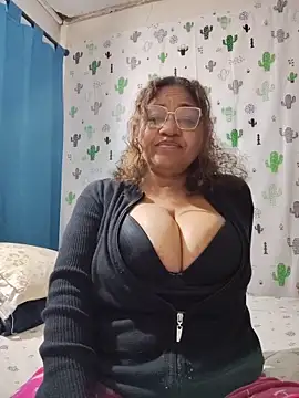 Avannay online show from May 2026 01:14:01 AM