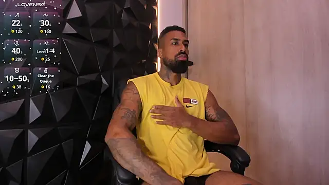 Snapshot of OstinDaniels chatting on September 2025 10:09:01 PM OstinDaniels online show from September 2025 10:09:01 PM