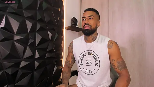 Snapshot of OstinDaniels chatting on November 2025 08:53:01 PM OstinDaniels online show from November 2025 08:53:01 PM