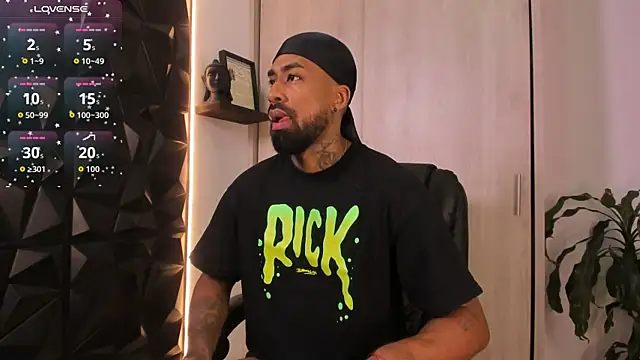 Snapshot of OstinDaniels chatting on January 2026 11:09:01 PM OstinDaniels online show from January 2026 11:09:01 PM