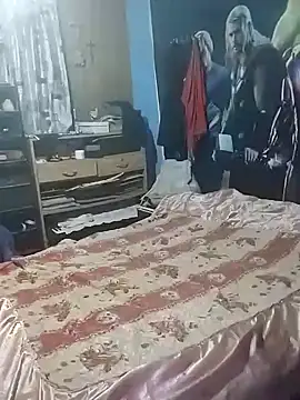 checarnal23 online show from April 2026 02:04:02 AM