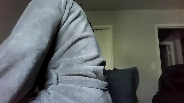 rockjohnson31 online show from October 2025 05:33:02 PM