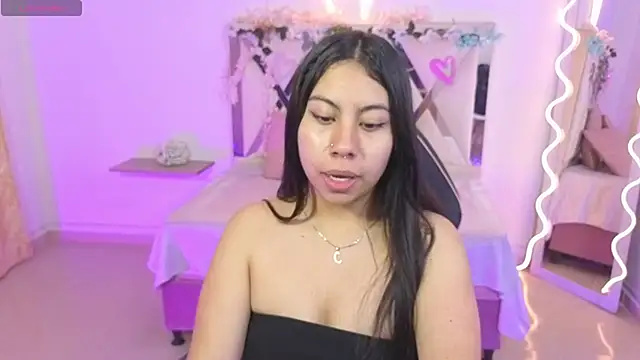 ZURY TAY online show from September 2025 11:36:01 AM