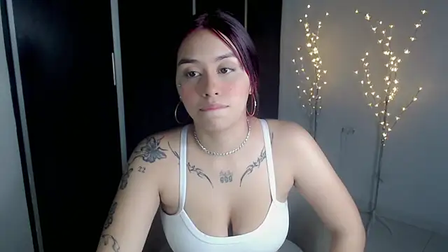 Darlyn big online show from November 2025 11:59:02 PM