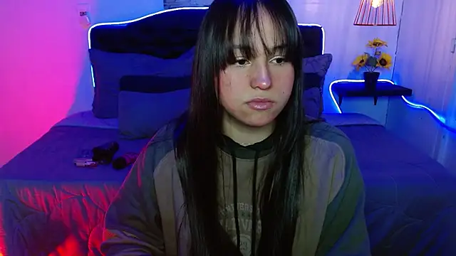 Eymmy 24 online show from September 2025 02:04:02 AM