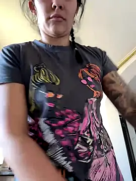 MiaKiittyy online show from September 2025 02:08:01 PM