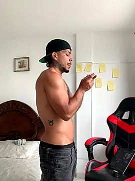 DeimonOficial online show from October 2025 04:27:02 PM