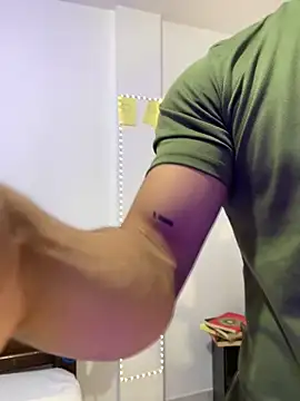 DeimonOficial online show from October 2025 10:55:02 PM