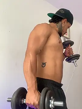 DeimonOficial online show from October 2025 04:30:01 PM