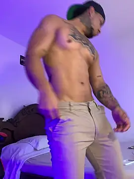 DeimonOficial online show from October 2025 10:28:02 PM