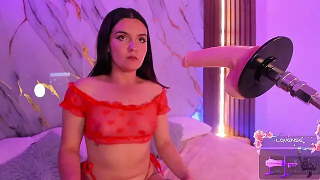 alicecute77 online show from November 2025 07:57:02 PM