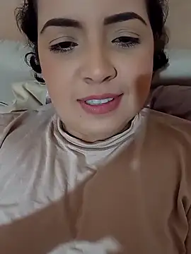 Silkenfeet21 online show from November 2025 06:01:01 AM