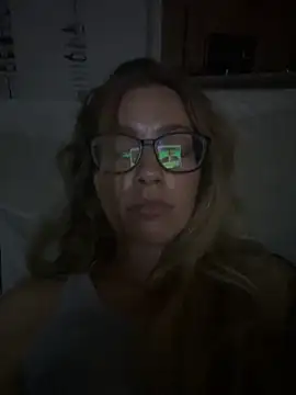 blondebaddi online show from October 2025 04:35:02 AM