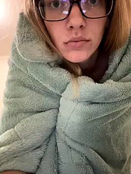 blondebaddi online show from November 2025 07:29:01 PM