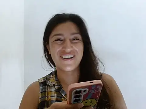 SarahFriendly online show from May 2026 11:49:02 AM