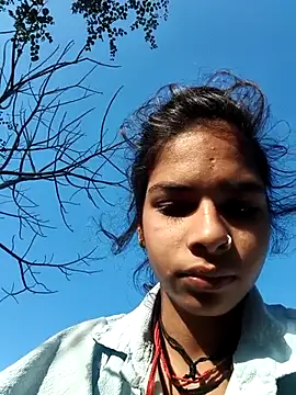 Snapshot of Gulika_Doshi chatting on February 2026 02:30:01 AM Gulika Doshi online show from February 2026 02:30:01 AM