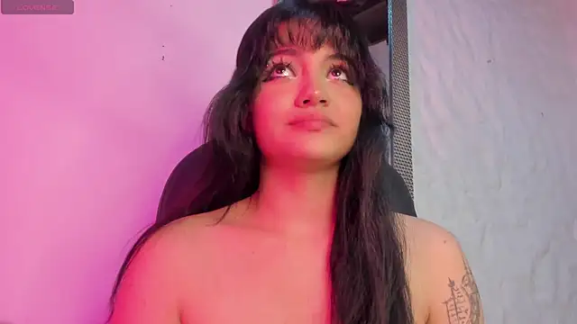 Snapshot of Darky_Doll chatting on October 2025 03:59:02 AM Darky Doll online show from October 2025 03:59:02 AM