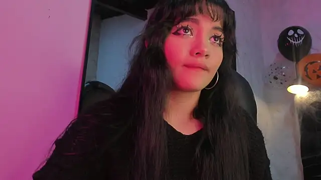 Snapshot of Darky_Doll chatting on October 2025 04:01:02 AM Darky Doll online show from October 2025 04:01:02 AM