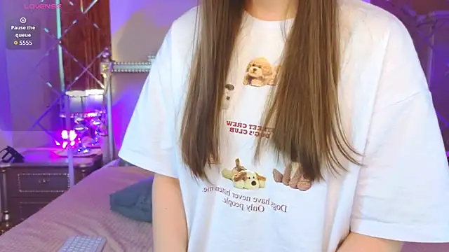 Snapshot of Kelly_Cartier chatting on October 2025 12:46:01 PM Kelly Cartier online show from October 2025 12:46:01 PM