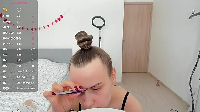 Kelly Cartier online show from March 2026 10:30:01 AM