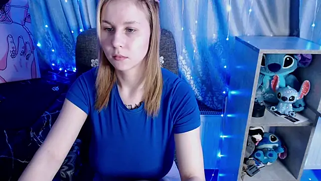 Snapshot of RoyAngela chatting on February 2026 05:01:02 AM RoyAngela online show from February 2026 05:01:02 AM