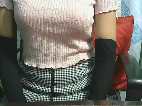 sheetal-sheetal95 online show from November 2025 05:00:01 PM