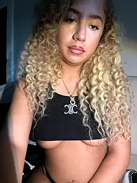 Aurorajadex online show from September 2025 03:56:01 PM