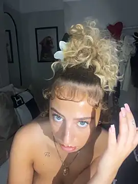 Aurorajadex online show from October 2025 07:55:02 PM