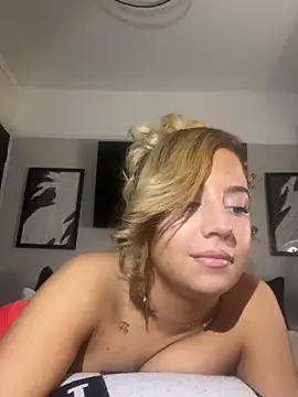 Aurorajadex online show from October 2025 02:34:01 AM