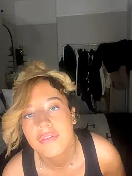 Aurorajadex online show from October 2025 03:35:02 PM