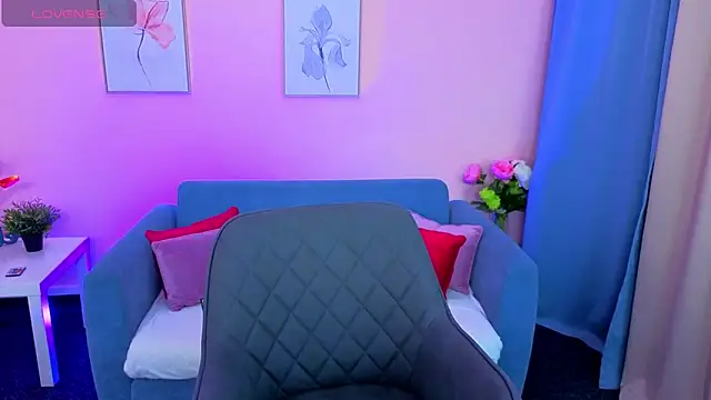 MyEllaLuvs online show from September 2025 08:25:01 PM