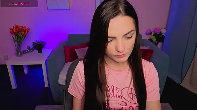 MyEllaLuvs online show from October 2025 08:26:01 PM