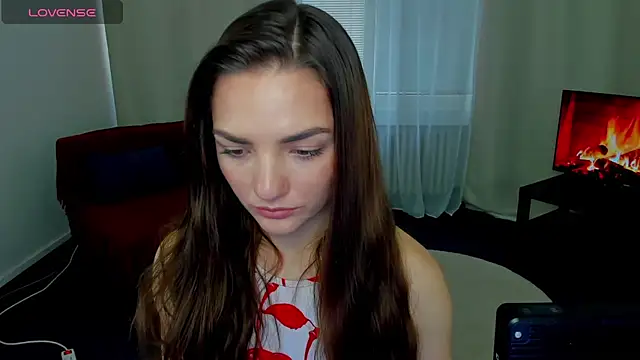 MyEllaLuvs online show from October 2025 01:29:01 PM