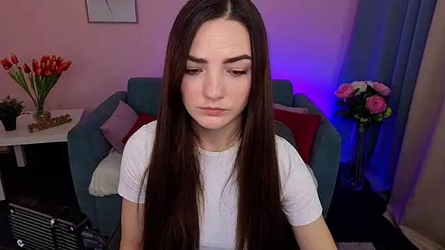 MyEllaLuvs online show from November 2025 02:08:01 PM