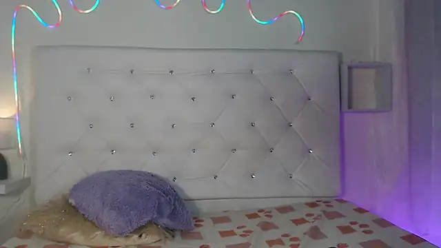 tatixxxvega online show from September 2025 01:26:02 PM