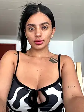 AnaaFaith  online show from November 2025 04:05:01 PM