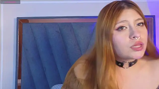 Snapshot of VelvetFox_ chatting on May 2026 08:15:02 PM VelvetFox online show from May 2026 08:15:02 PM
