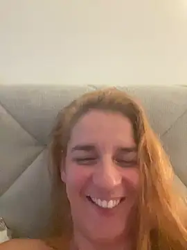 hottyFcup online show from June 2026 07:37:01 PM