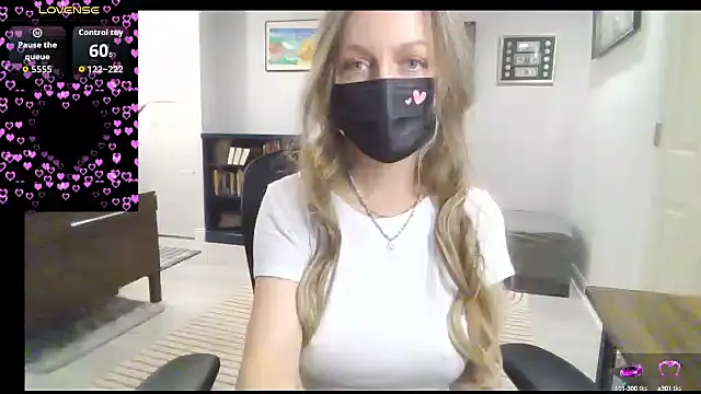 Magical Milf MelissaXX online show from October 2025 05:19:02 PM