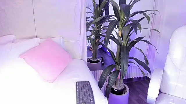 DulceGreem online show from January 2026 08:01:02 PM