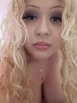 Snapshot of Destinyym chatting on March 2026 08:26:02 PM Destinyym online show from March 2026 08:26:02 PM