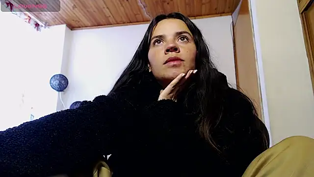 Skylar Serenity online show from October 2025 07:47:02 PM